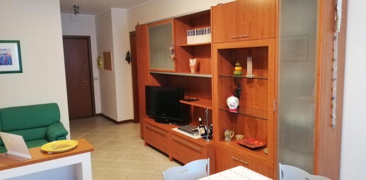 Casa Vacanze La Mela 몬차 외부 사진